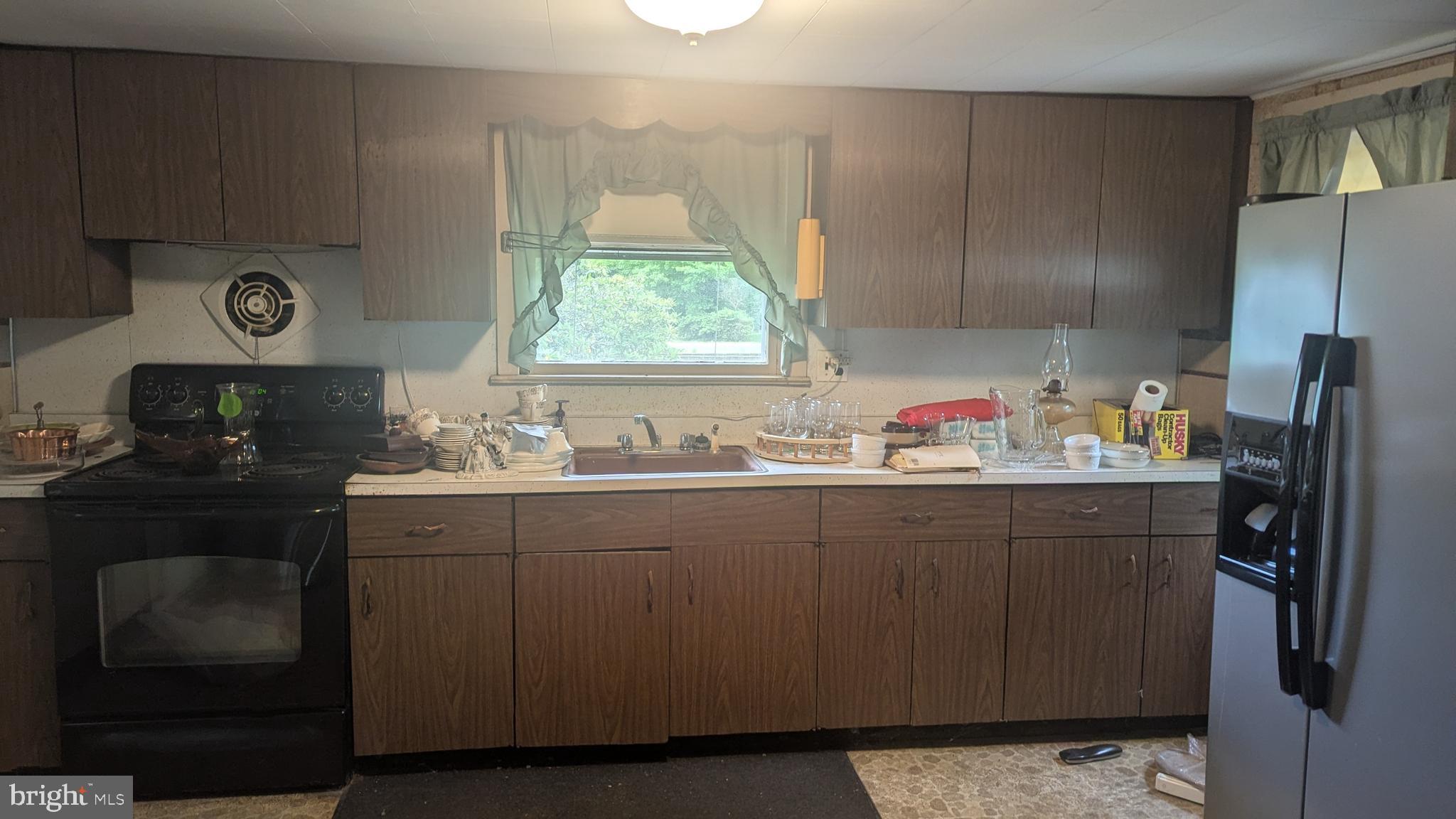 326 Fenwick Road Pilesgrove, NJ 08098 - Photo 11 of 27