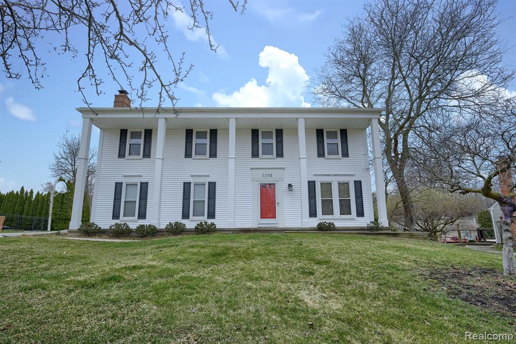 2201 Stonington Lane Rochester Hills, MI 48306 - Photo 1 of 31