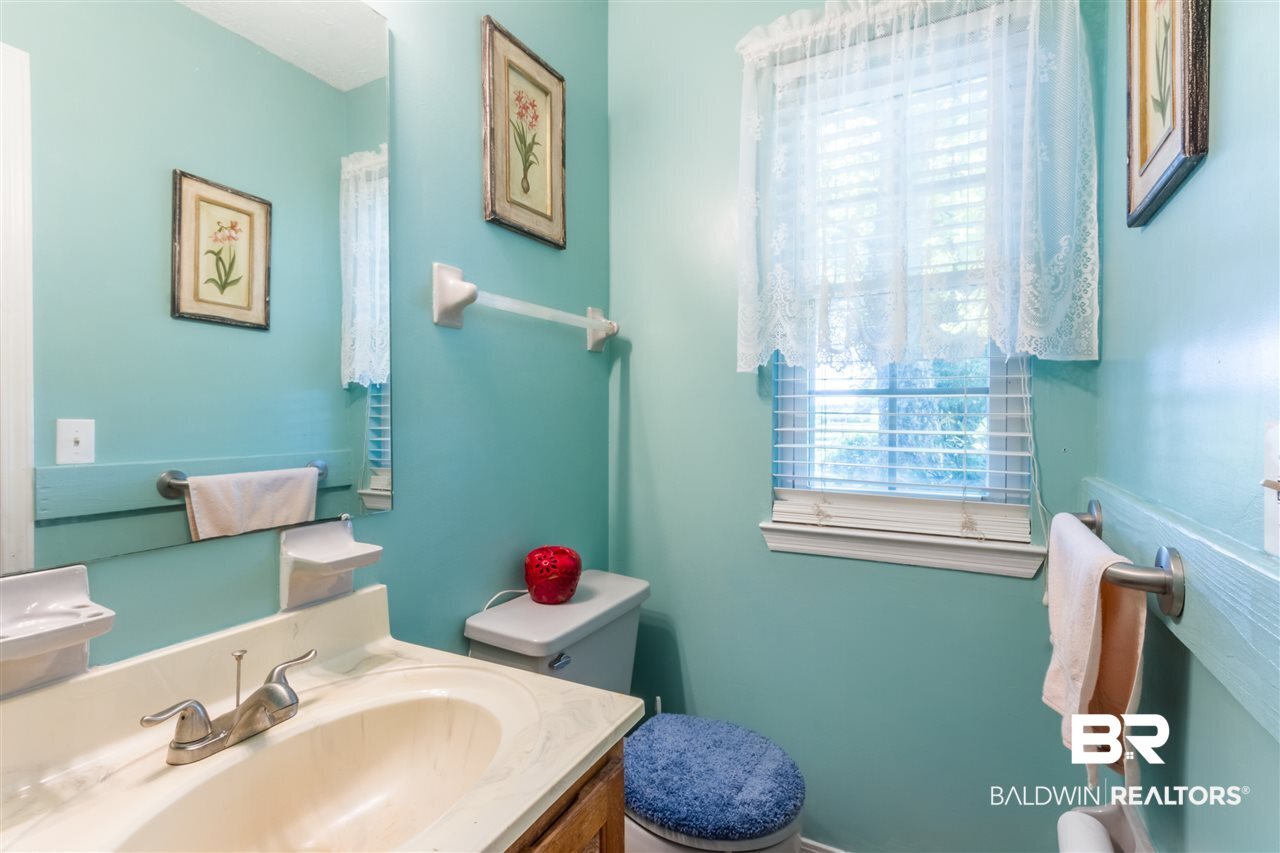 17155 Bemis Lane Elberta, AL 36530 - Photo 10 of 29 Half Bath