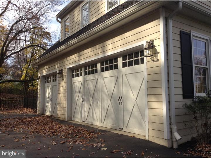 385 South Warner Road Wayne, PA 19087 - Photo 14 of 25 Garage