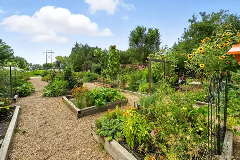 $400,000 | 801 Confidence Drive, Unit 13, Longmont, CO 80504