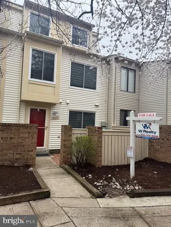 $349,900 | 18647 Nathans Place, Montgomery Village, MD 20886