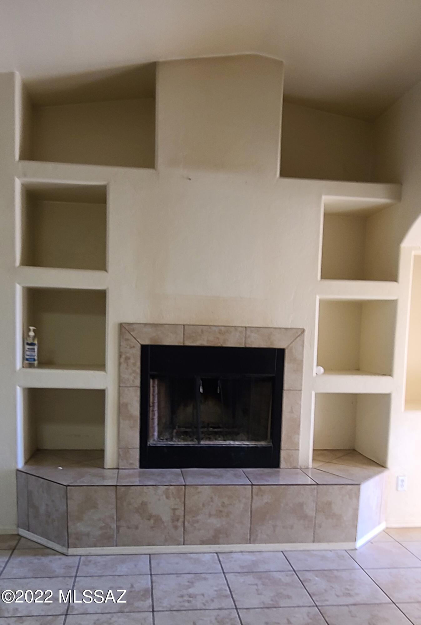 1657 Camino Escualo Rio Rico, AZ 85648 - Photo 5 of 23