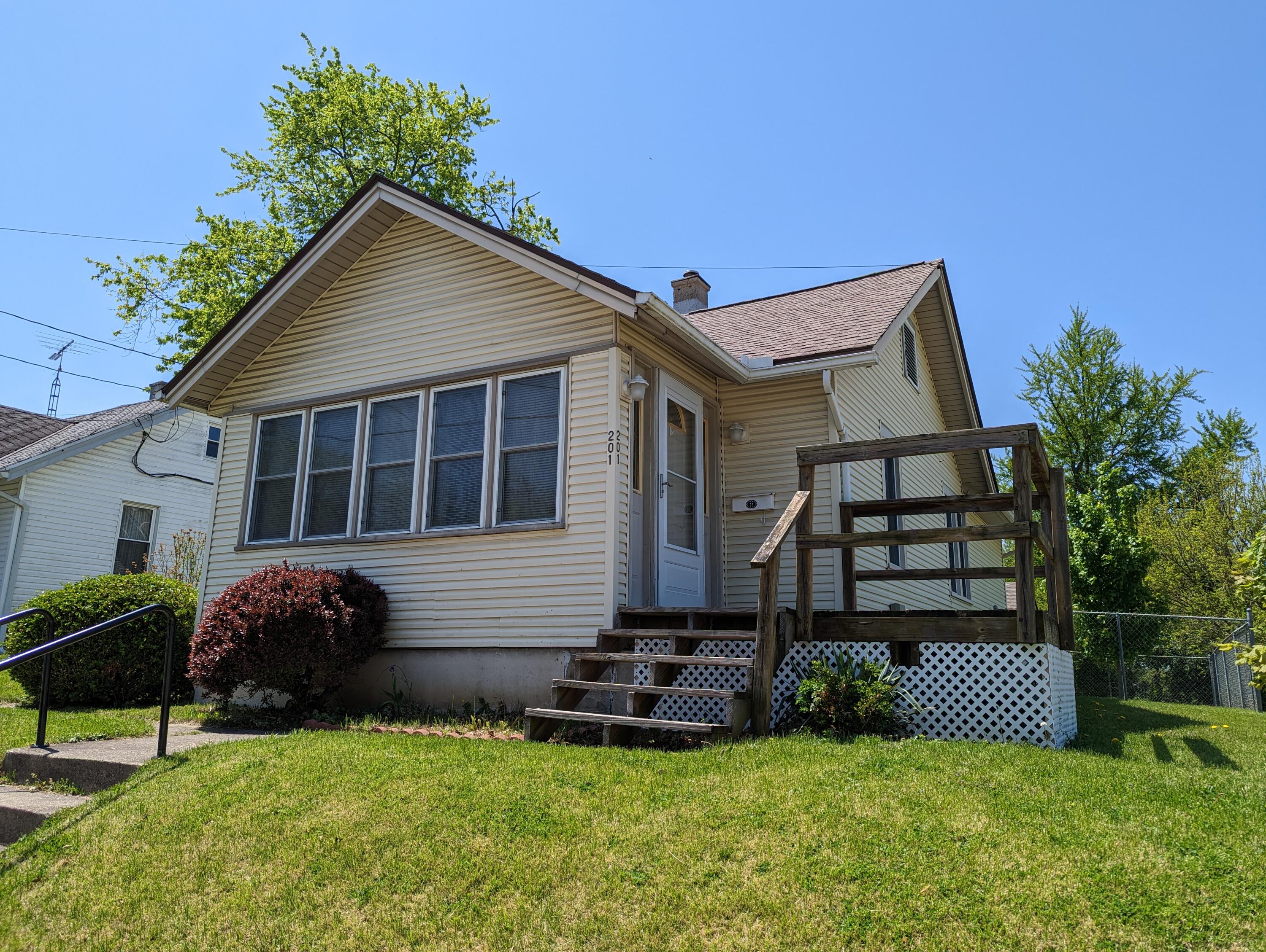 201 Seever Street Springfield, OH 45506 - Photo 1 of 15 Gallery Image 1