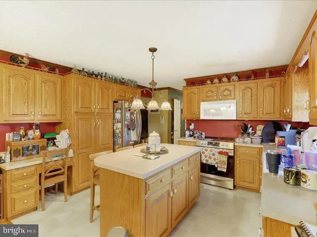 $375,000 | 118 Baker And Russell Drive, Shippensburg, PA 17257