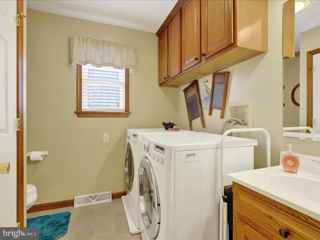 $375,000 | 118 Baker And Russell Drive, Shippensburg, PA 17257