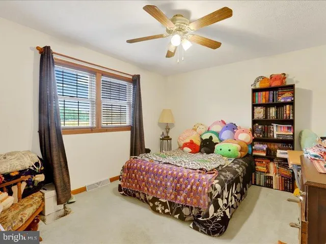 $375,000 | 118 Baker And Russell Drive, Shippensburg, PA 17257