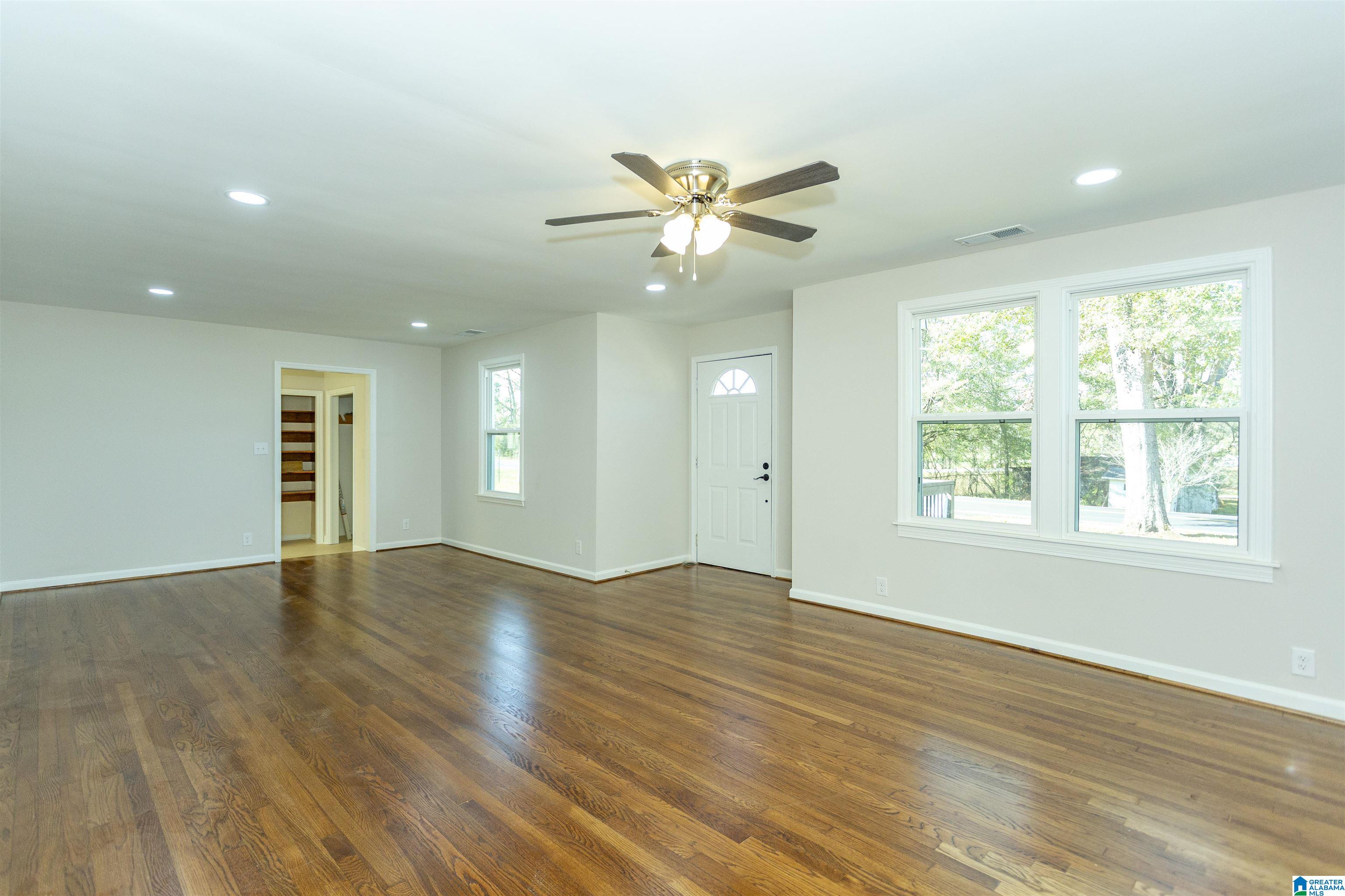 2471 Highway 20 Calera Al Calera, AL 35040 - Photo 11 of 32