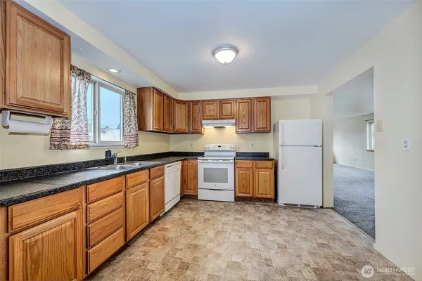 $475,000 | 2707 18th Street, Everett, WA 98201