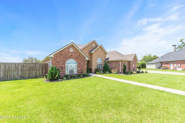 $295,000 | 4318 Faith Drive, New Iberia, LA 70560