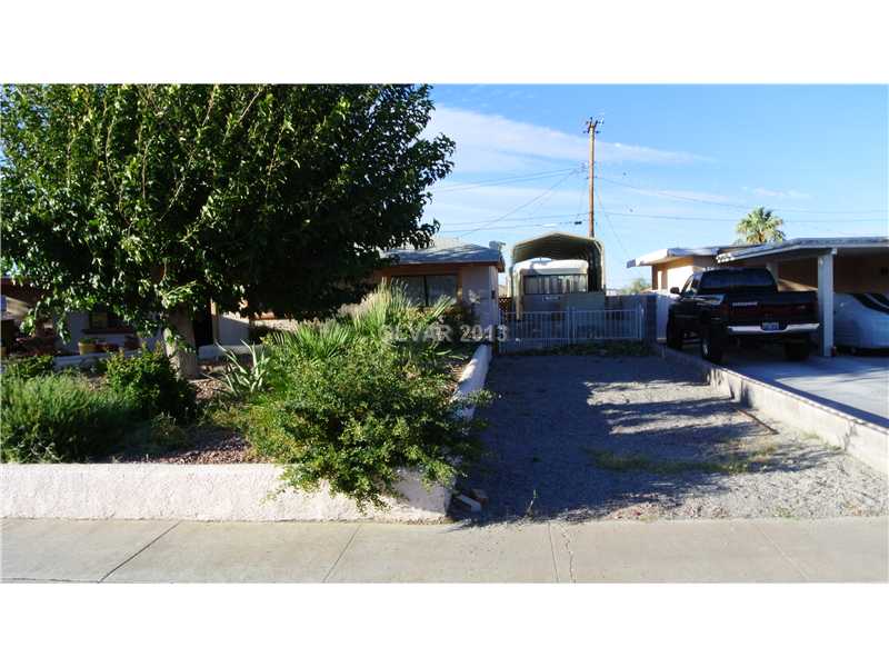 154 Ivy Street Henderson, NV 89015 - Photo 2 of 13 Property Photo.