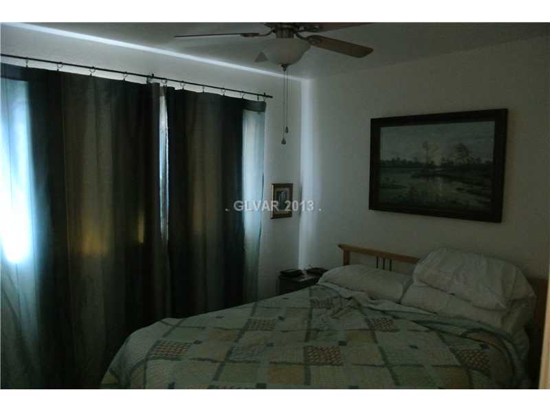 154 Ivy Street Henderson, NV 89015 - Photo 6 of 13 Bedroom.