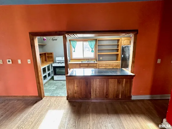 $75,000 | 223 Hardin Avenue, Jacksonville, IL 62650