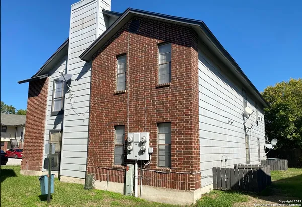 $1,195 | 806 Station Street, Unit 1, Converse, TX 78109