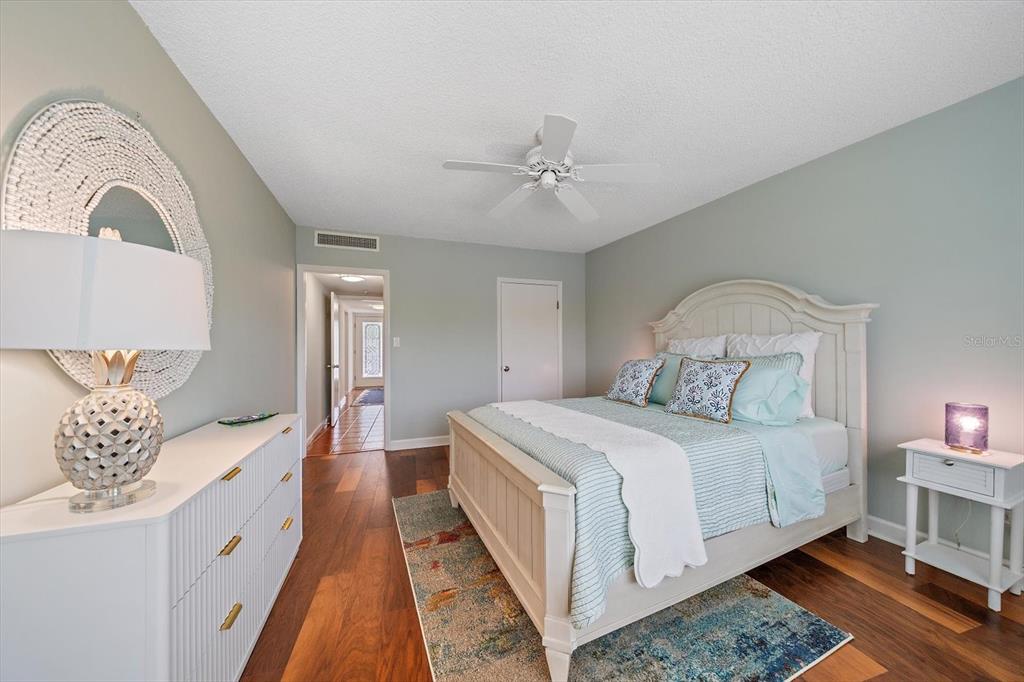 100 Sands Point Road, Unit 303 Longboat Key, FL 34228 - Photo 19 of 45