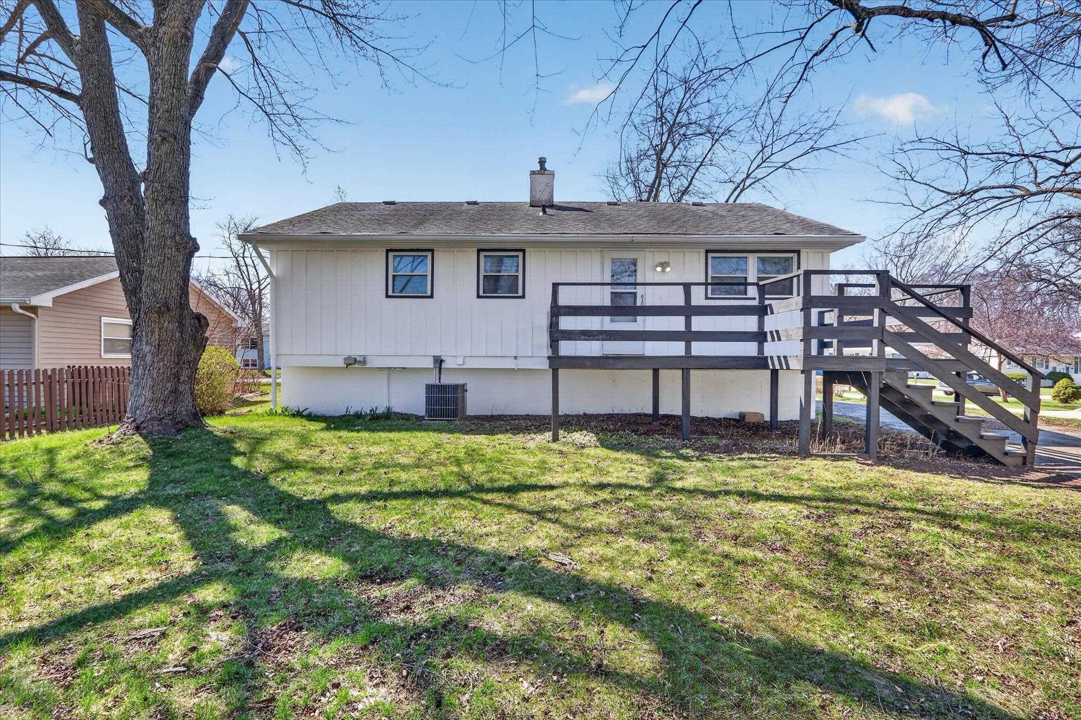 2043 Linway Drive Beloit, WI 53511 - Photo 55 of 59