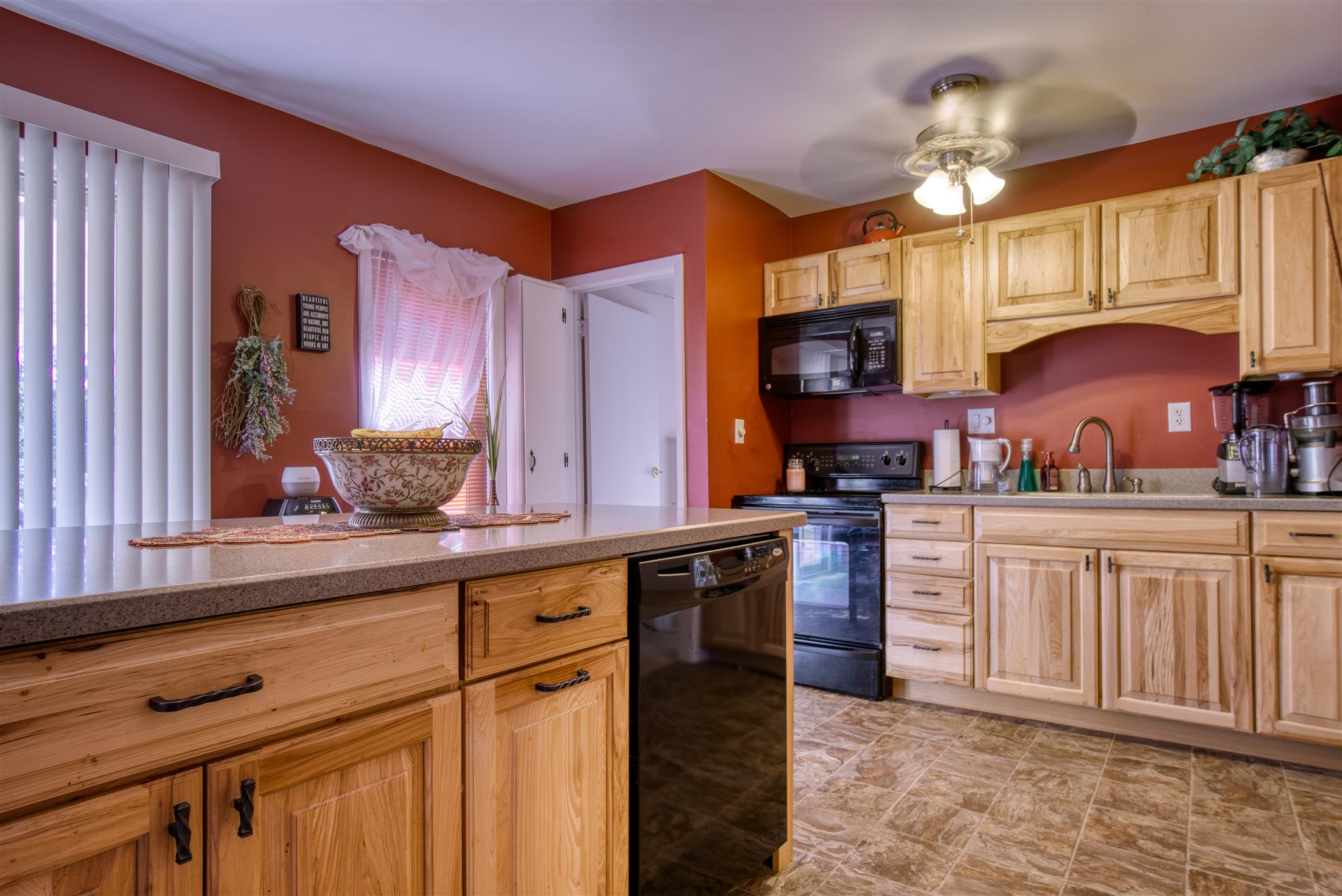 1508 Tupman Road Evansville, IN 47720 - Photo 8 of 34 Gallery Image 8
