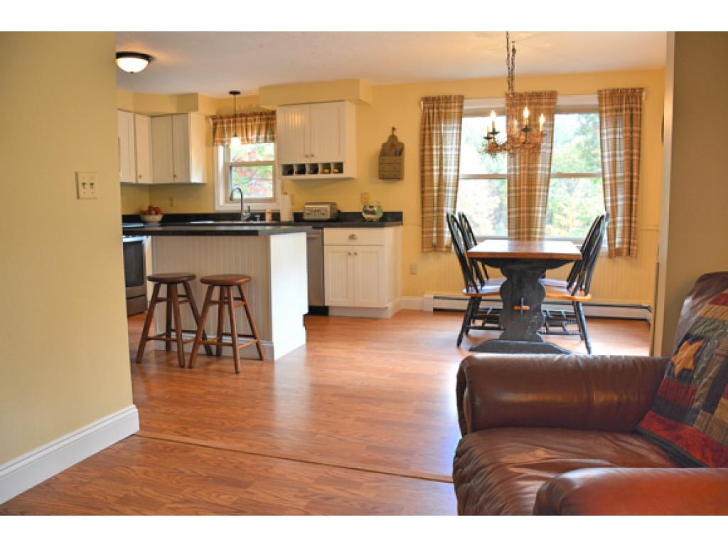 292 Shaw Road Northfield, NH 03276 - Photo 5 of 34