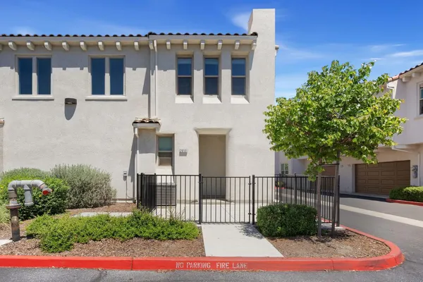 $375,000 | 5301 East Commerce Way, Unit 26101, Sacramento, CA 95835