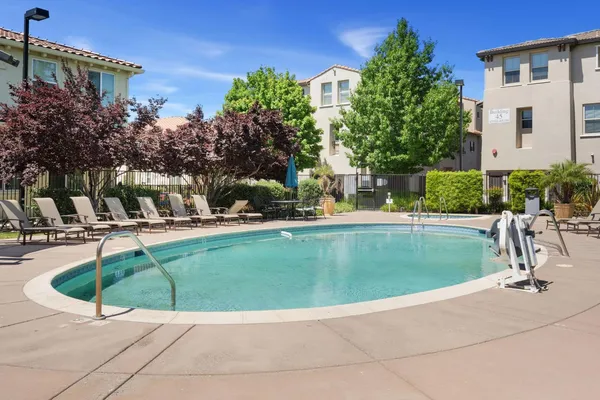 $375,000 | 5301 East Commerce Way, Unit 26101, Sacramento, CA 95835