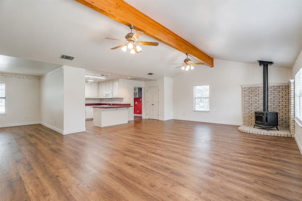 1110 Jones Road Weatherford, TX 76088 - Photo 7 of 36