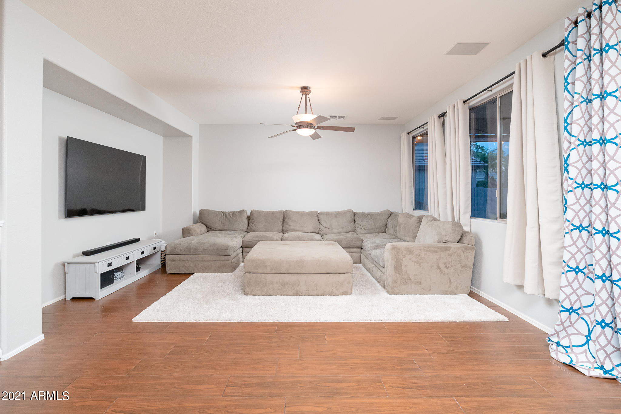 14434 West Redfield Road Surprise, AZ 85379 - Photo 4 of 33 Family Room