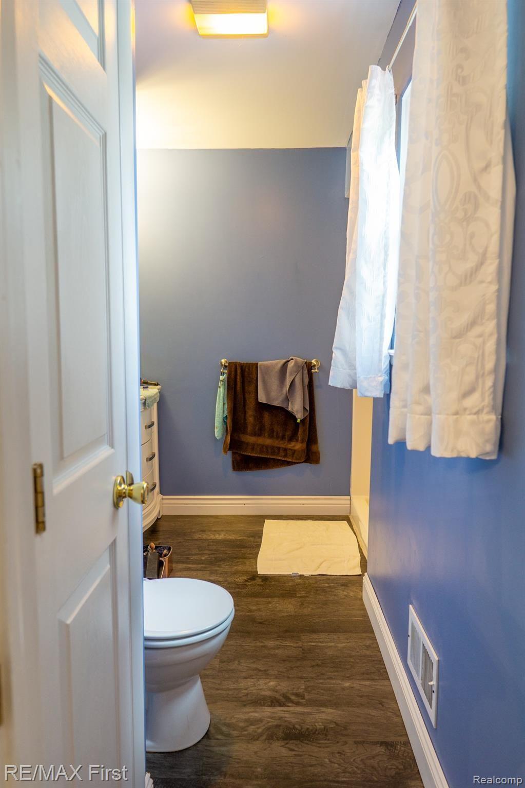930 Grace Avenue Rochester, MI 48307 - Photo 22 of 35 930 GRACE AVE-27.jpg
