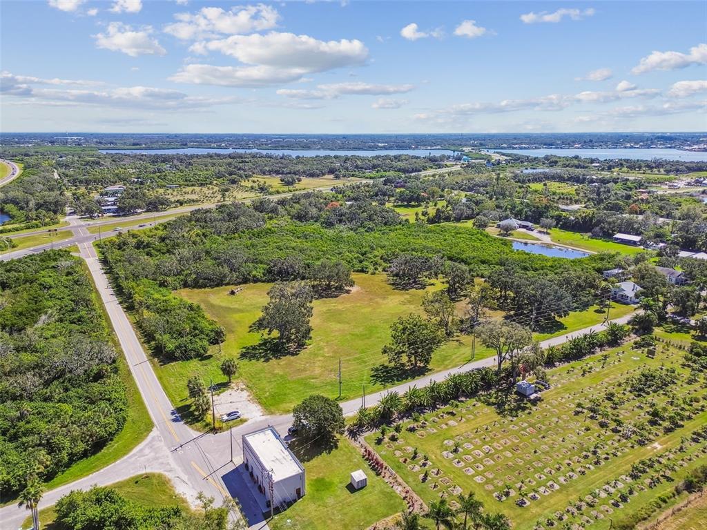 575 Terra Ceia Road Terra Ceia, FL 34250 - Photo 4 of 21 a view of a city