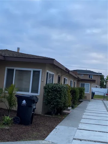 $1,239,000 | 1442 West 220th Street, Torrance, CA 90501