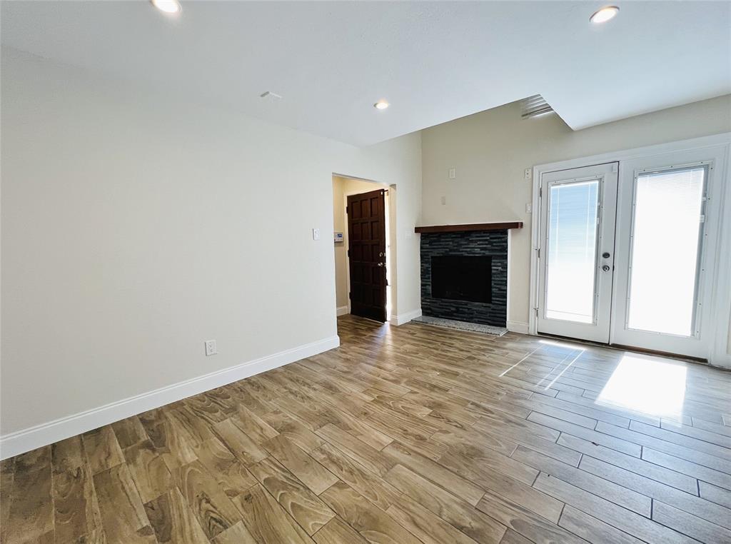 4220 Madera Road Irving, TX 75038 - Photo 5 of 29