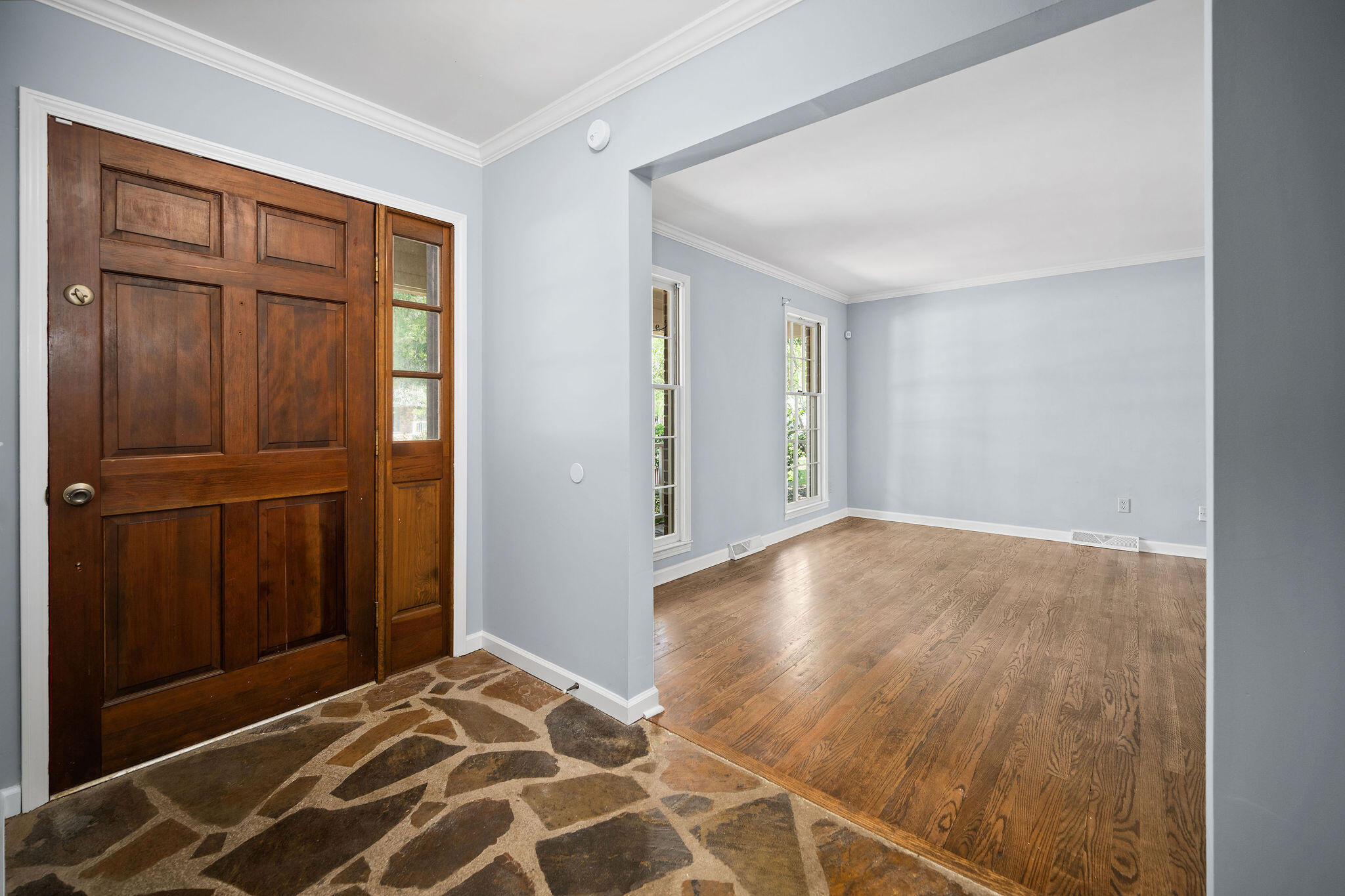 8152 Waltham Road North Charleston, SC 29406 - Photo 6 of 27 Entry Way