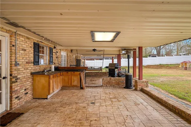 $235,000 | 467 Debellevue Drive, Marksville, LA 71351