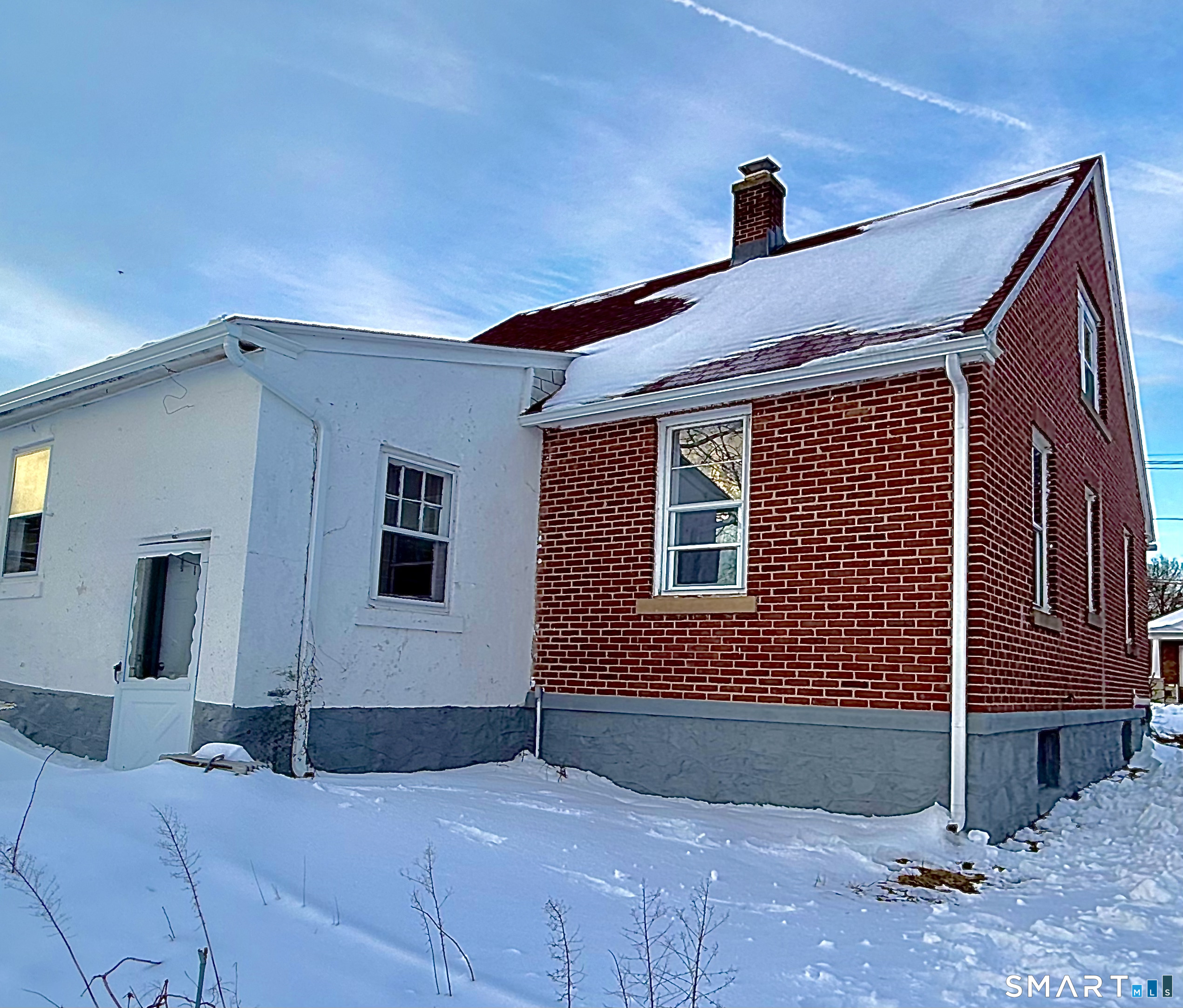 212 Platt Street Waterbury, CT 06704 - Photo 26 of 27 a front view of a house