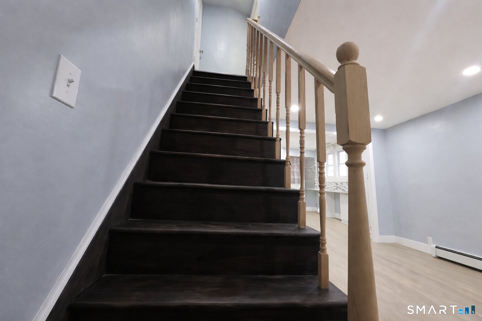 212 Platt Street Waterbury, CT 06704 - Photo 6 of 27 a view of entryway