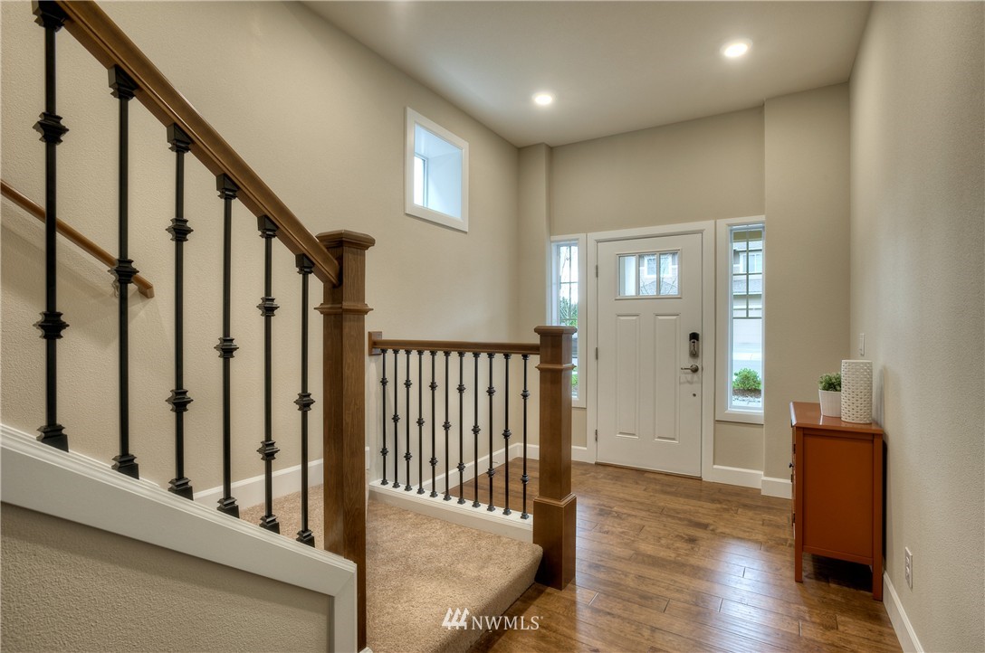 17509 40th Drive Southeast, Unit 30 Bothell, WA 98012 - Photo 2 of 24 Gallery Image 2