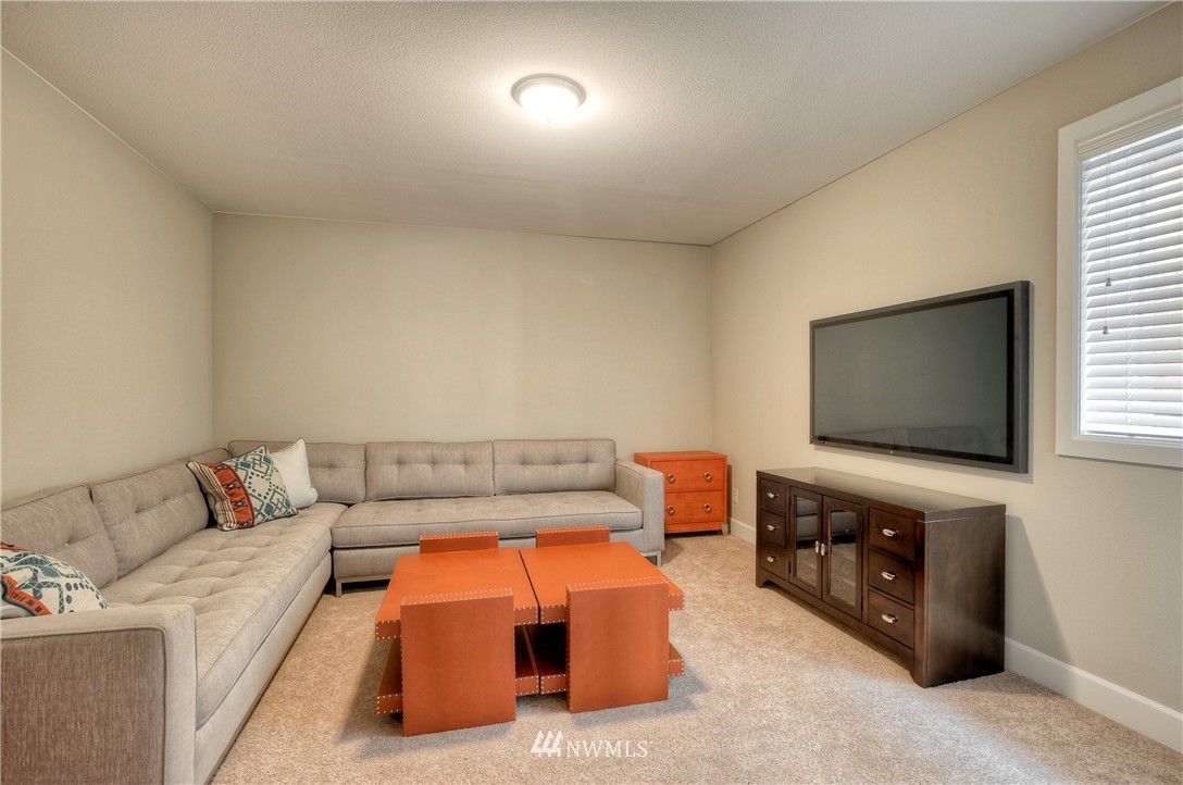 17509 40th Drive Southeast, Unit 30 Bothell, WA 98012 - Photo 3 of 24 Gallery Image 3