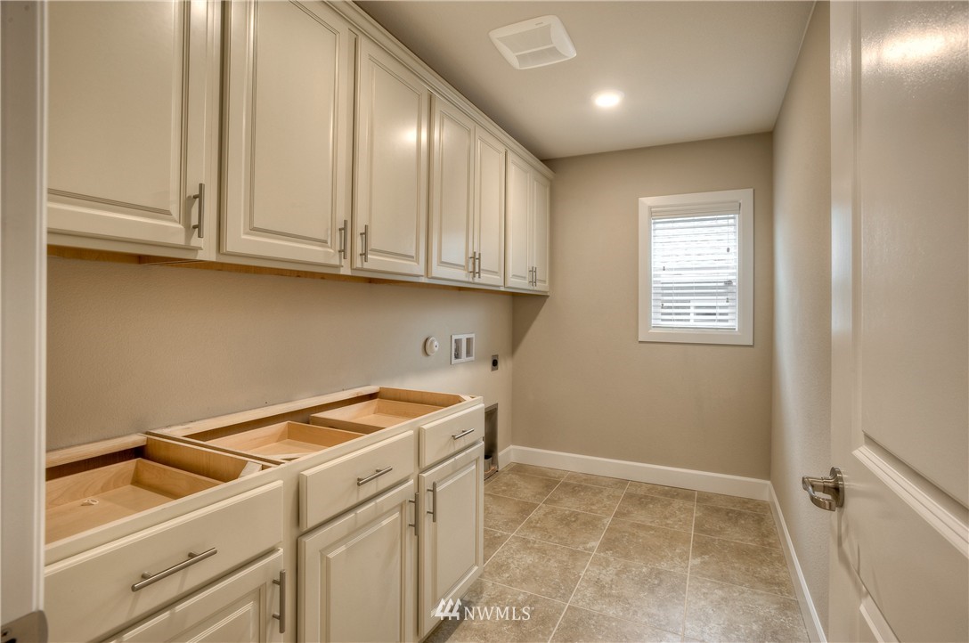 17509 40th Drive Southeast, Unit 30 Bothell, WA 98012 - Photo 22 of 24 Gallery Image 22