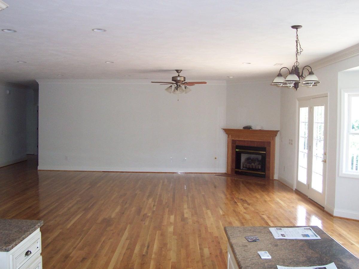 1701 Deyerle Road Southwest Roanoke, VA 24018 - Photo 4 of 5 HUGE FAMILY ROOM