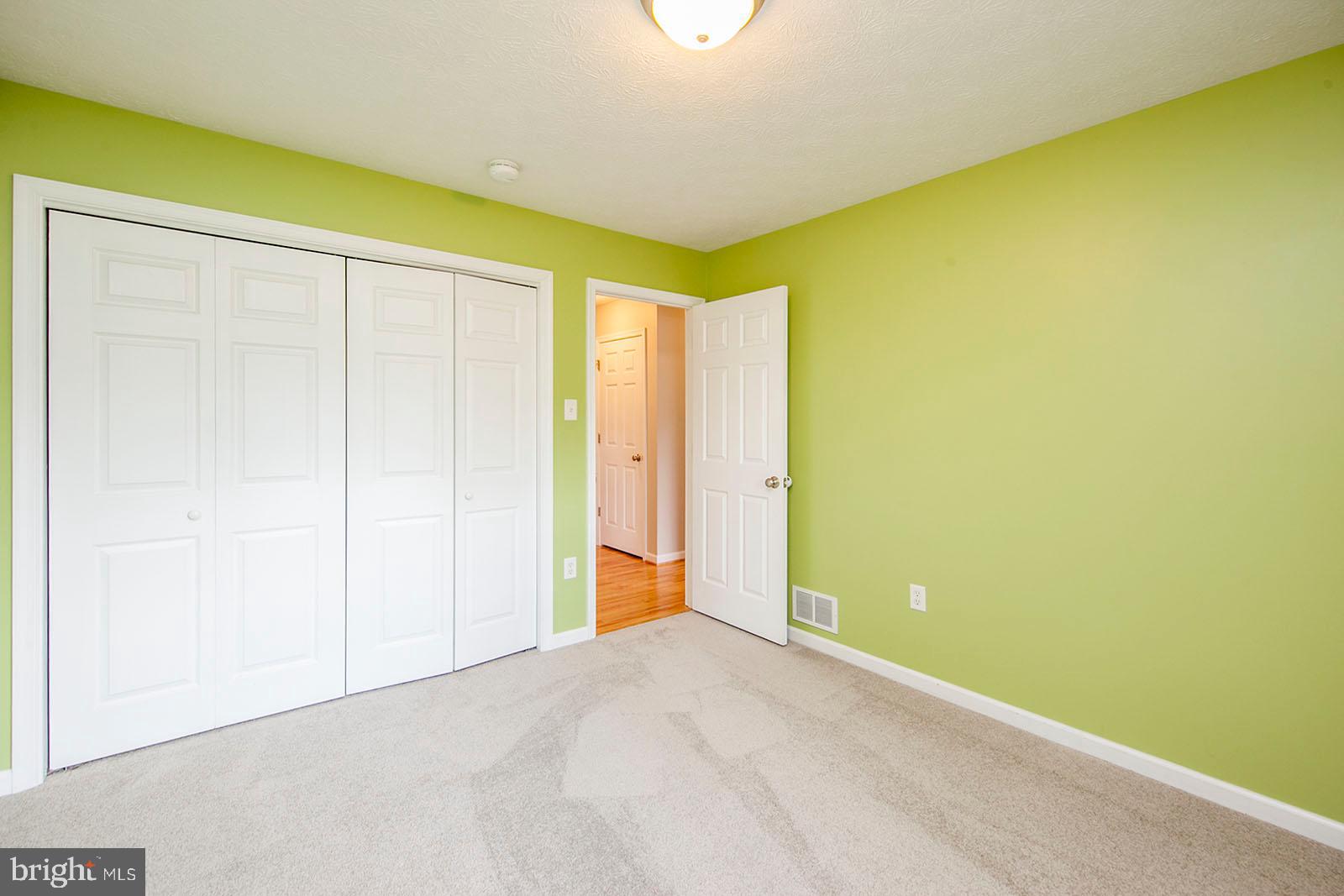 103 Longcroft Road Winchester, VA 22602 - Photo 21 of 52 2nd bedroom