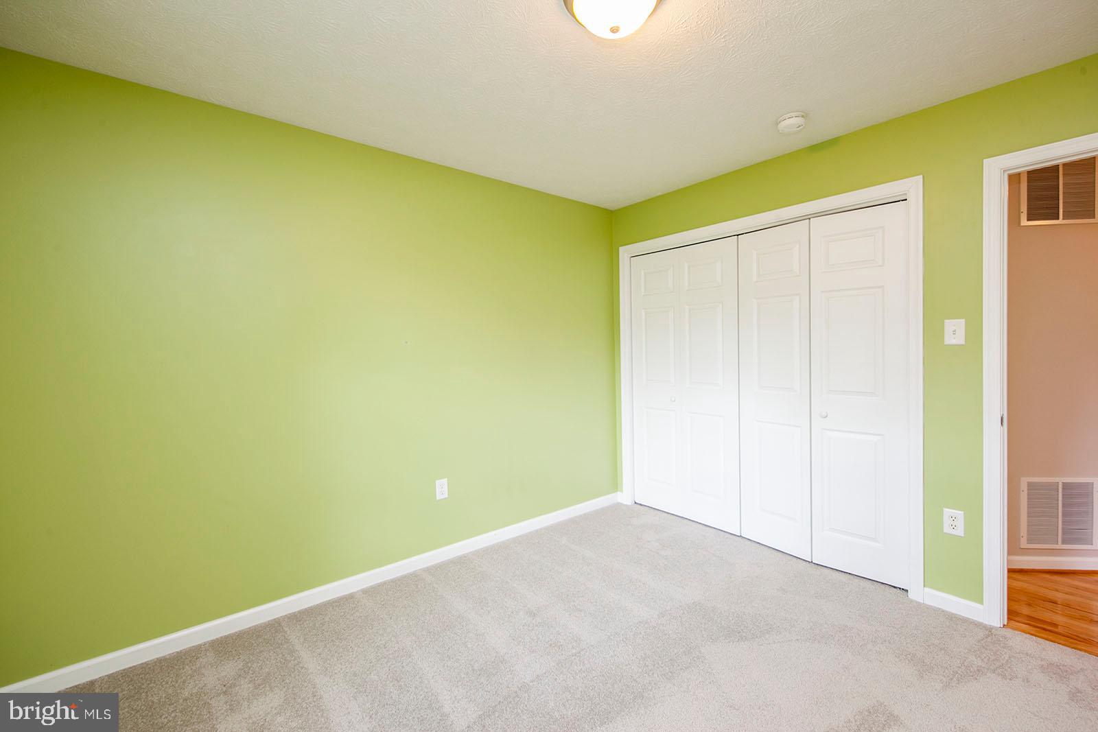 103 Longcroft Road Winchester, VA 22602 - Photo 23 of 52 2nd bedroom