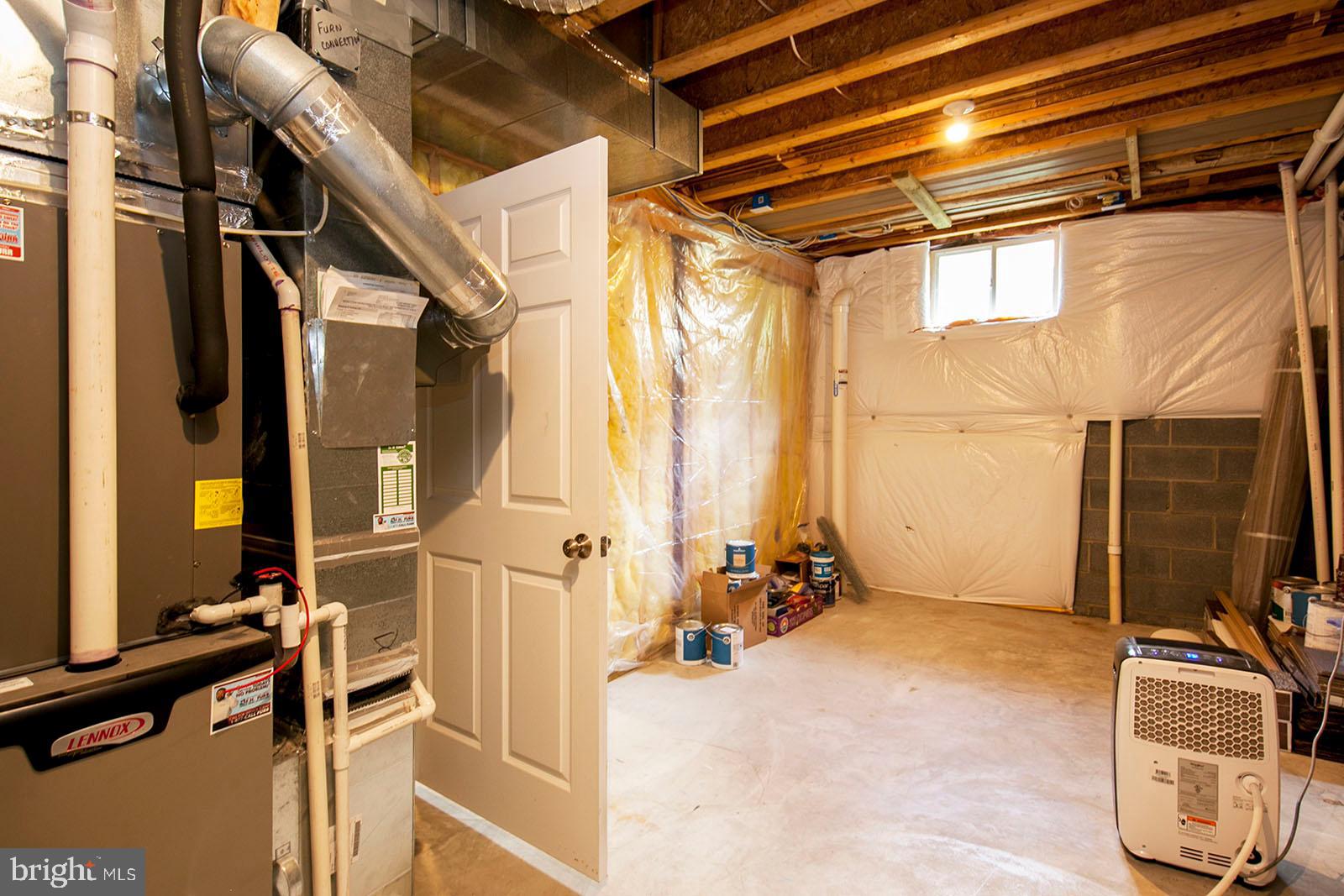 103 Longcroft Road Winchester, VA 22602 - Photo 43 of 52 Large storage /utility room