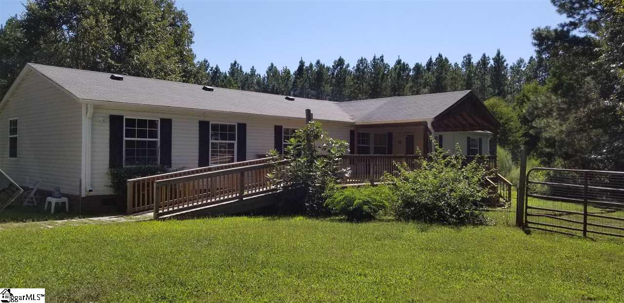 246 State Rd S-30-83 Laurens, SC 29360 - Photo 1 of 27
