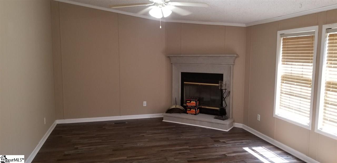 246 State Rd S-30-83 Laurens, SC 29360 - Photo 7 of 27