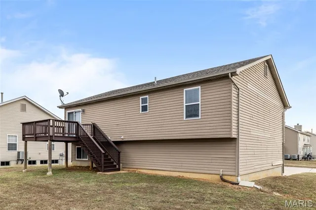 $345,000 | 313 Shadow Trace Drive, Wentzville, MO 63385