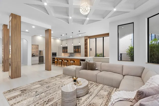 $3,550,000 | 17606 Circle Pond Court, Boca Raton, FL 33496