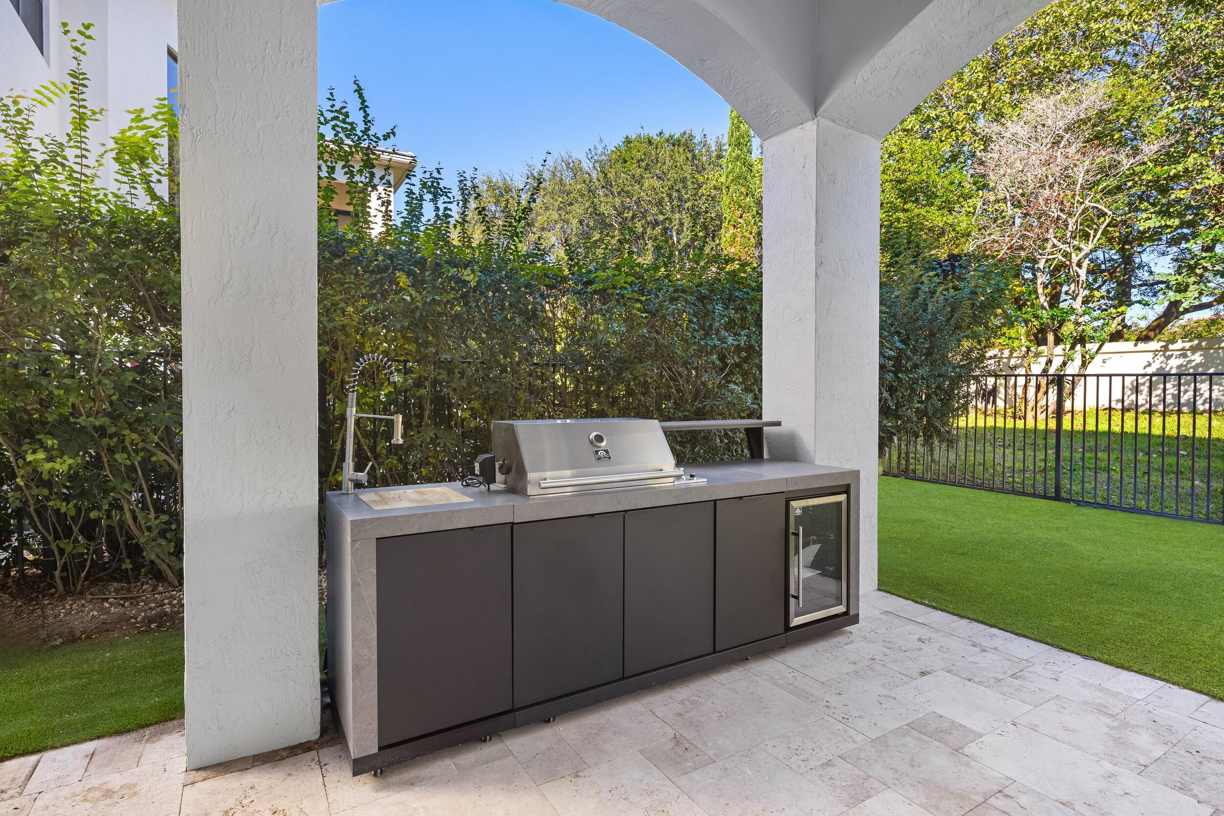 17606 Circle Pond Court Boca Raton, FL 33496 - Photo 54 of 63 Patio 1 12