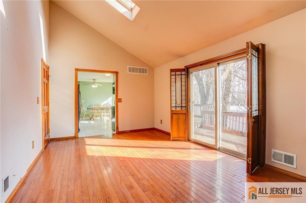 18 Warne Road Old Bridge, NJ 07747 - Photo 14 of 28