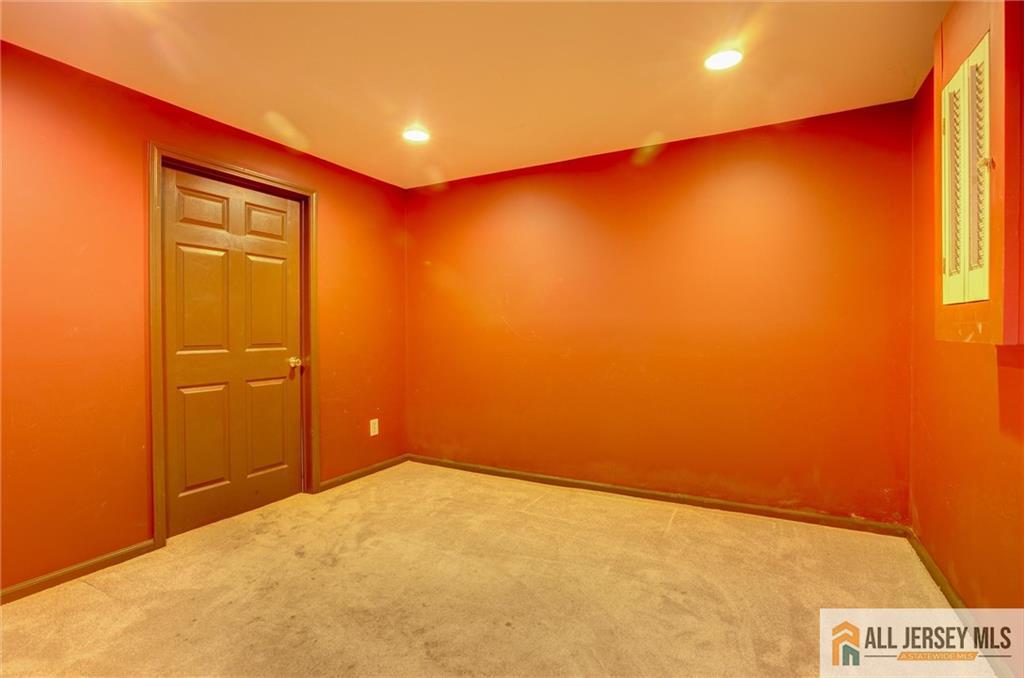 18 Warne Road Old Bridge, NJ 07747 - Photo 26 of 28