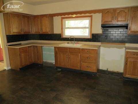 4961 Pardee Road Webberville, MI 48892 - Photo 2 of 15 20414027-1.JPG