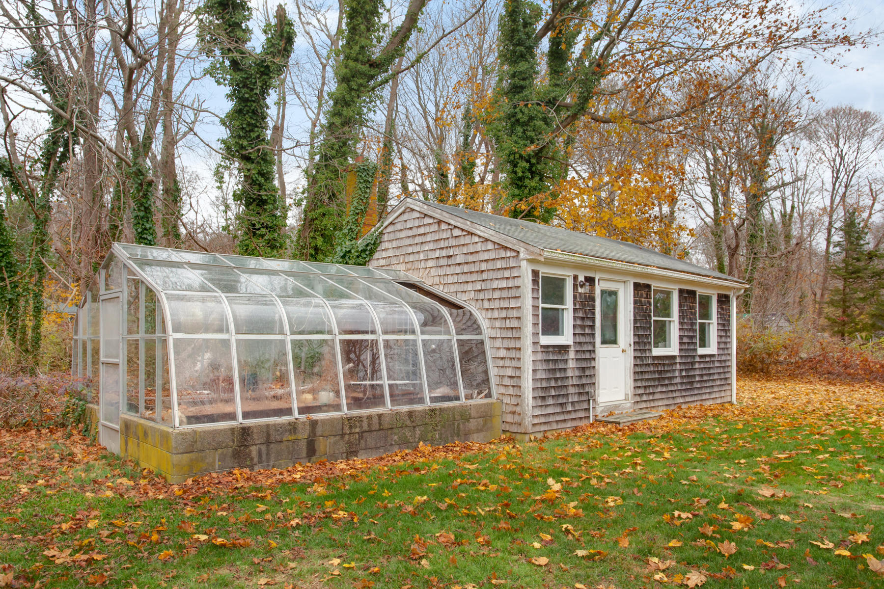 77 Mill Road Falmouth, MA 02540 - Photo 29 of 30 Detached Workshop/Greenhouse